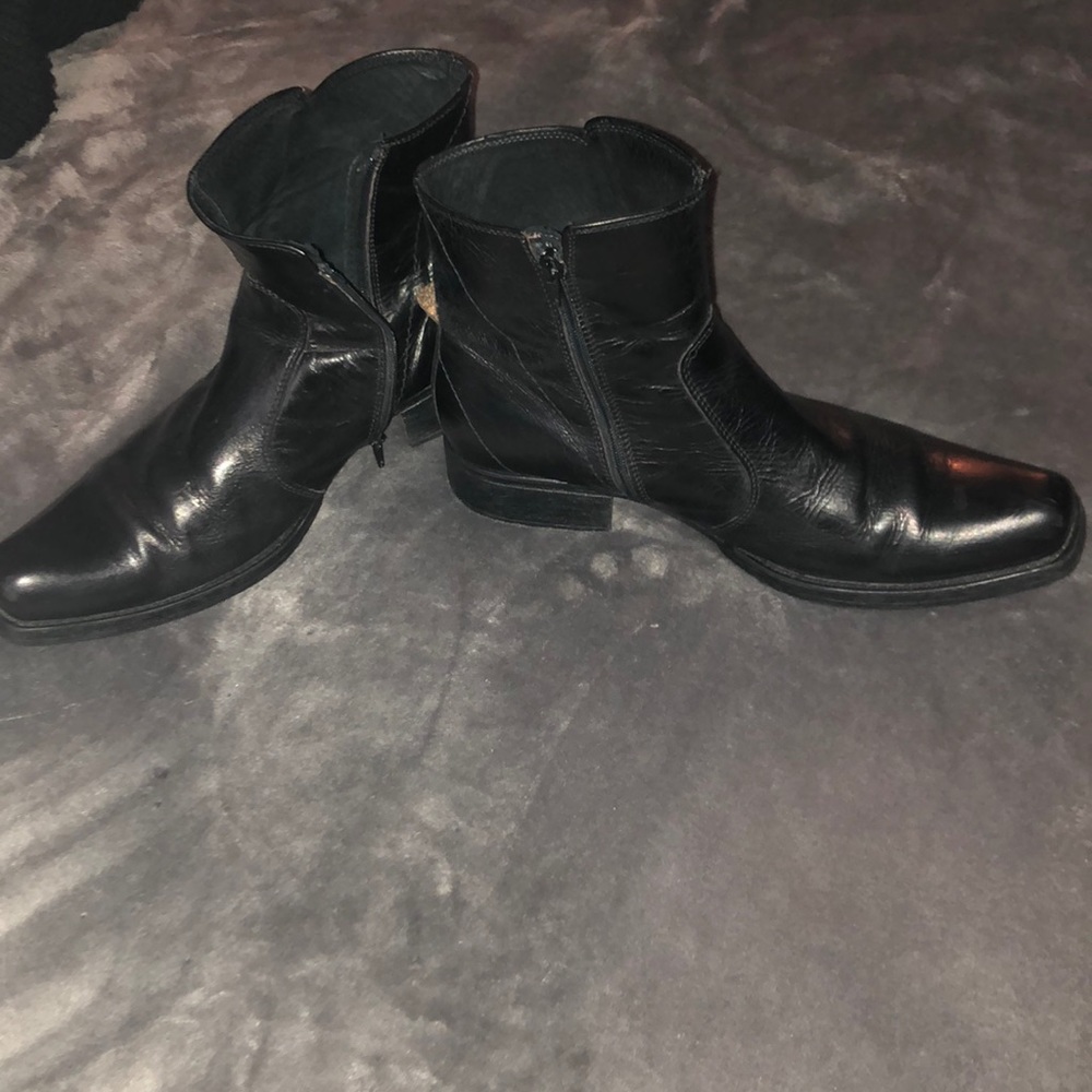 Black Moto/ western Aldo leather boots